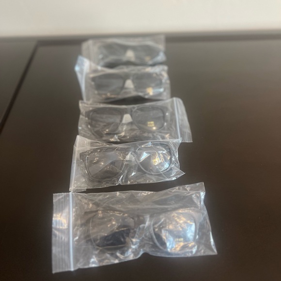 Black and white sunglasses. Pack of 7. Each one individually wrapped. NWT. - Picture 5 of 6